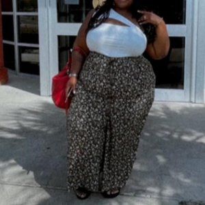 Small Floral Wide Leg Pants 5x